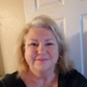 Meet your Posher, Debra